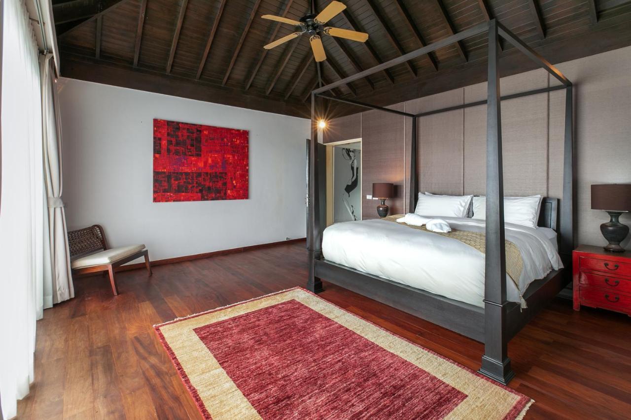 Surin Heights Villa Praia de Surin Exterior foto