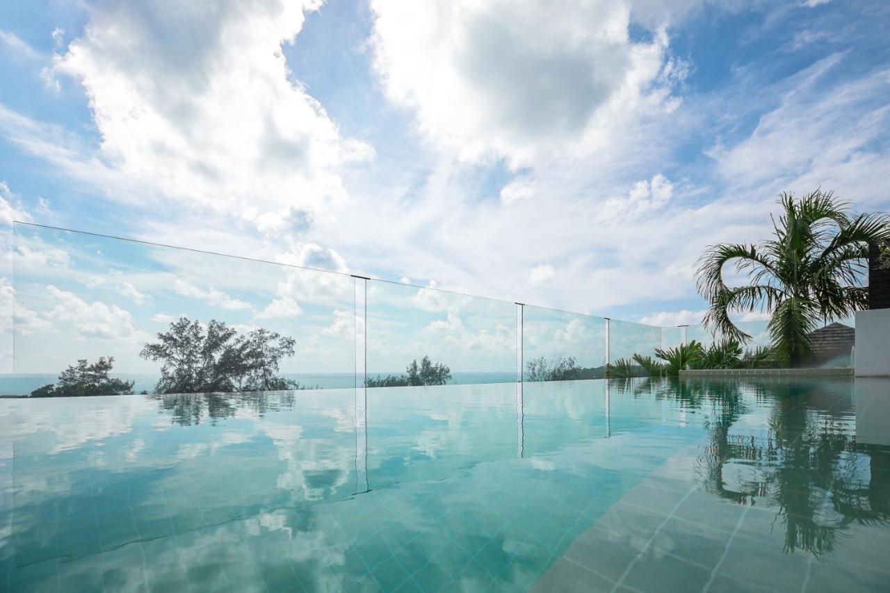 Surin Heights Villa Praia de Surin Exterior foto