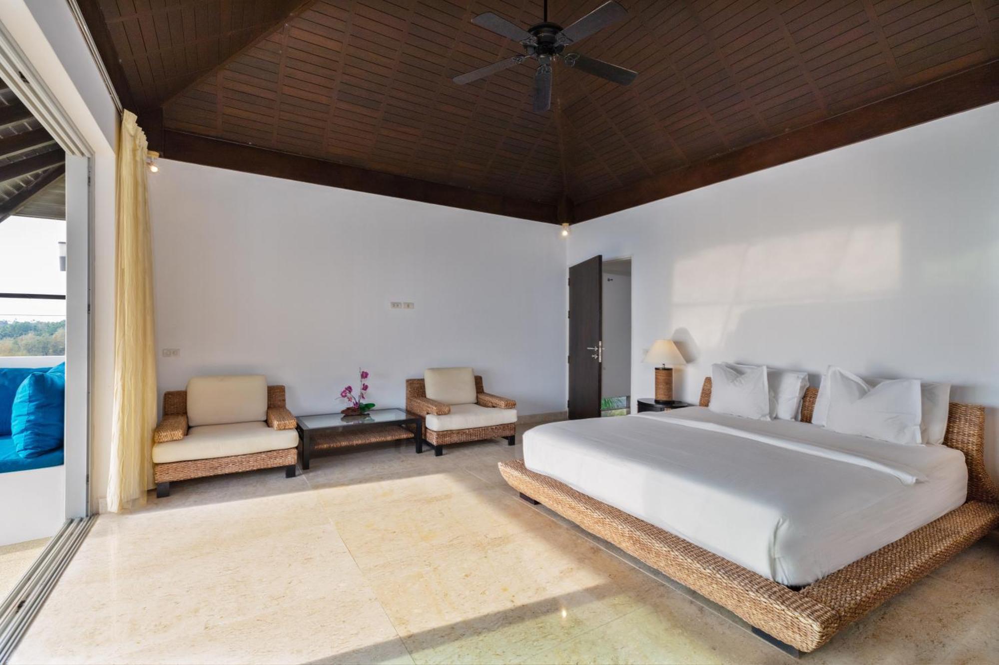 Surin Heights Villa Praia de Surin Quarto foto